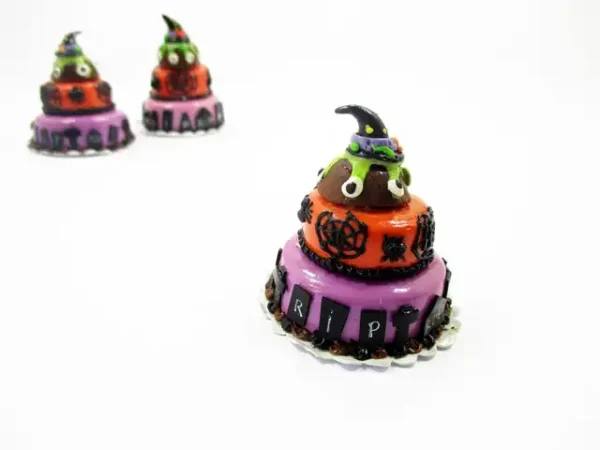 NEW Dollhouse Miniature Food 3 Layer Halloween Cake Seasonal Sweet Cake 15991 - Image 4