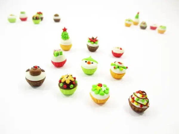 Dollhouse Miniature Food Christmas Seasonal Mixed 10 Cupcake Bakery Supply 16003 - Image 4
