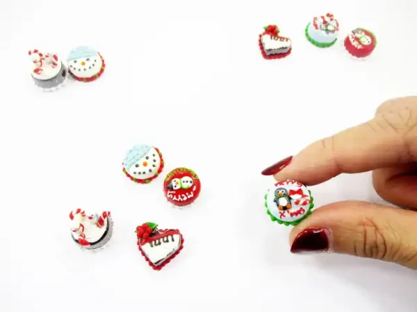 Dollhouse Miniature Food 5 Mini Christmas Cake 1.5 cm Seasonal Bakery 16105 - Image 5