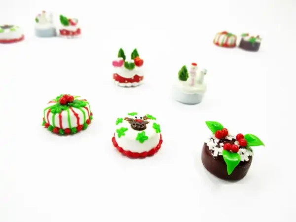 Dollhouse Miniature Food 5 Mini Christmas Cake 1.5 cm Seasonal Holiday 16106 - Image 3