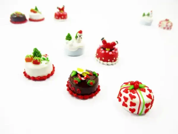 Dollhouse Miniature Food 5 Mini Christmas Cake 1.5 cm Tiny Bakery Supply 16107 - Image 3