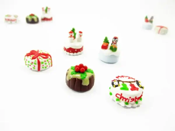 Dollhouse Miniature Food 5 Mini Christmas Cake 1.5 cm Seasonal Holiday 16109 - Image 3