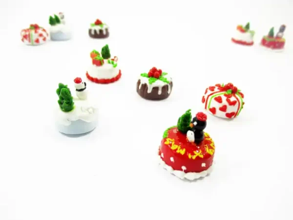 Dollhouse Miniature Food 5 Mini Christmas Cake 1.5 cm Seasonal Bakery 16114 - Image 4