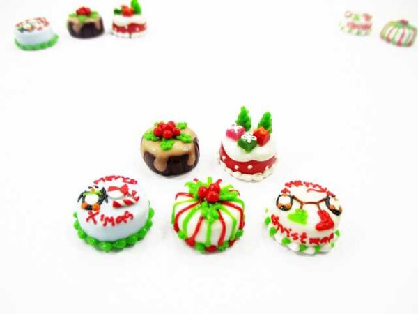 Dollhouse Miniature Food 5 Mini Christmas Cake 1.5 cm Seasonal Holiday 16115