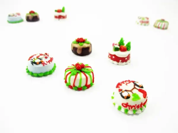 Dollhouse Miniature Food 5 Mini Christmas Cake 1.5 cm Seasonal Holiday 16115 - Image 3
