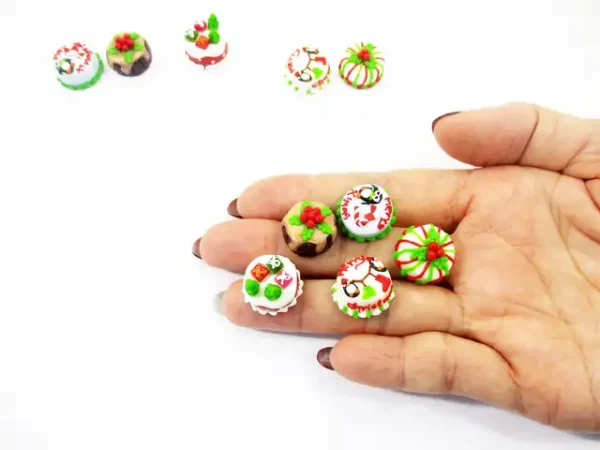 Dollhouse Miniature Food 5 Mini Christmas Cake 1.5 cm Seasonal Holiday 16115 - Image 6