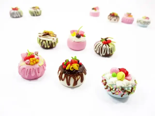 Dollhouse miniature Food 6 Mixed Fruit Flower Cake 1.8 cm Mini Tiny Bakery 16241 - Image 3