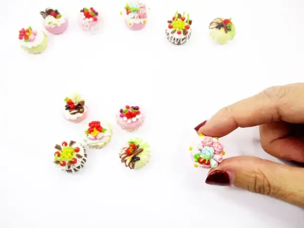 Dollhouse miniature Food 6 Mixed Fruit Flower Cake 1.8 cm Mini Tiny Bakery 16243 - Image 5