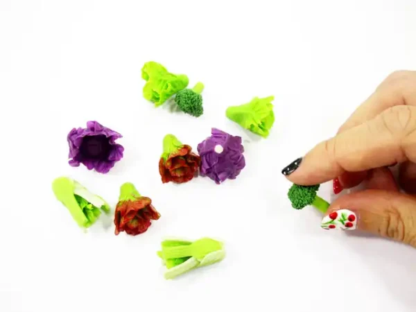 Mixed 10 Loose Red Green Salad Vegetables 1:6 Dollhouse Miniature Food 16651 - Image 5