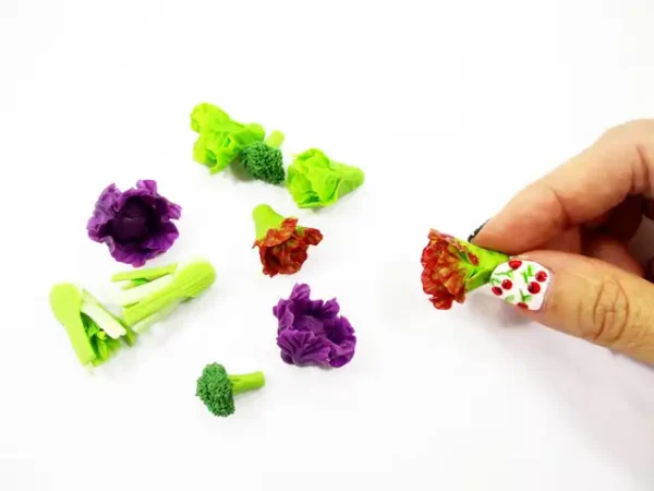 Mixed 10 Loose Red Green Salad Vegetables 1:6 Dollhouse Miniature Food 16651 - Image 8