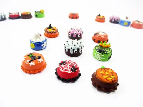 Dollhouse Miniature Food 9 Mini Halloween Mixed Cake 1.5 cm Bakery Supply 16673 - Image 4