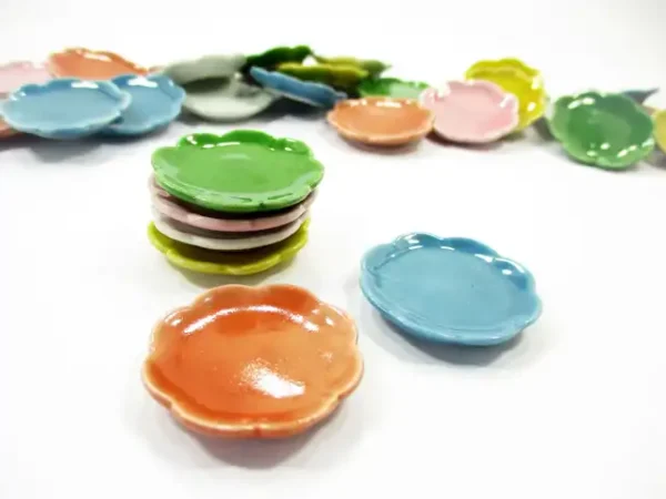 Mixed Color Scallop Plate Dish Dollhouse Miniatures Kitchen Ceramic 3cm - Image 3