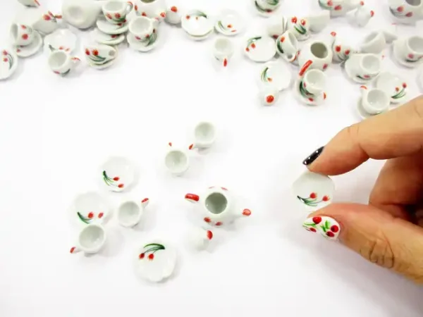 4/9 Tulip Cup Teapot Scallop Plate Saucer Dollhouse Miniature Ceramic #S 3874 - Image 4
