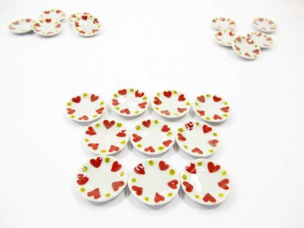 10x20mm Red Heart Paint Plate Dish Dollhouse Miniature Ceramic Supply 12819