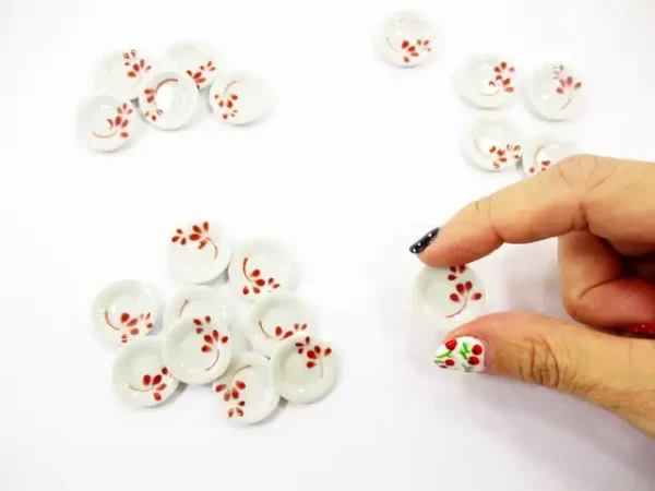 10x20mm Red Paint Plate Dish Dollhouse Miniature Ceramic Kitchenware 12958 - Image 4