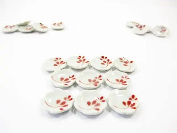 10x15mm Red Paint Scallop Plate Dish Saucer Dollhouse Miniature Ceramic 12978 - Image 2