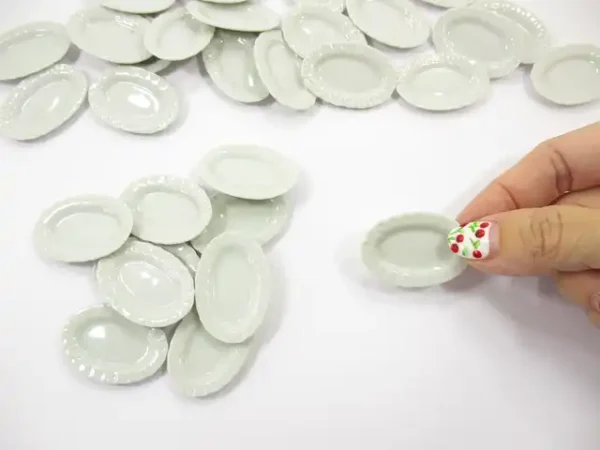 25x35mm Of White Oval Plate Dish Dollhouse Miniatures Ceramic Supply - Image 5