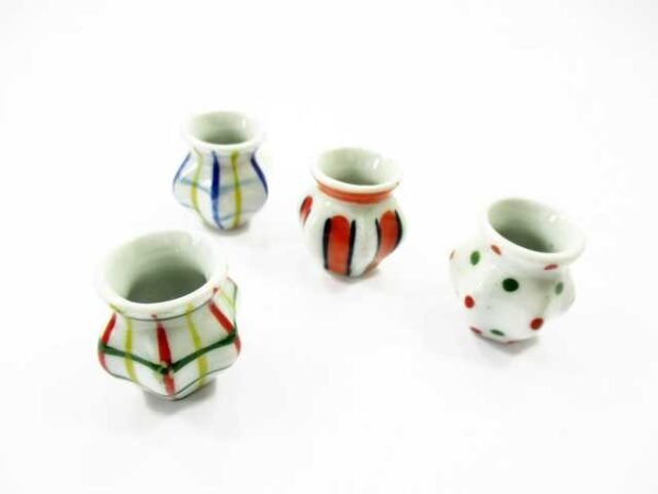 4 Hand paint Vases Dolls House Miniatures Ceramic Garden Flower Supply 13360