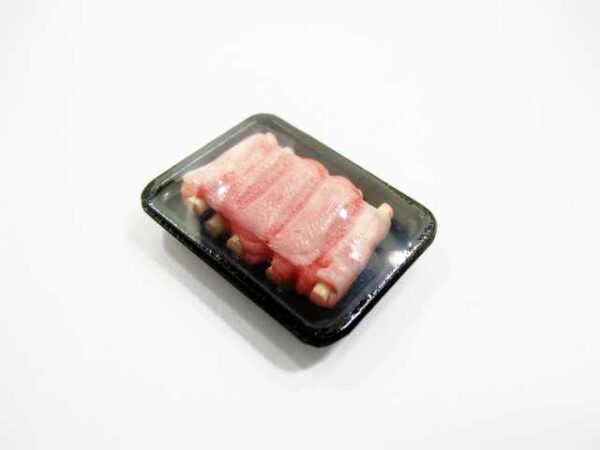 Dollhouse Miniature Food Raw Pork Ribs Meat Supermarket Food Pack Tray 16720