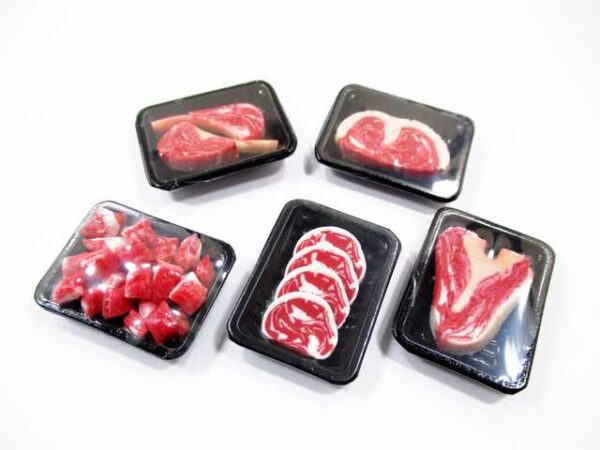 Dollhouse Miniature Food 5 Raw Steak Beef Meat Supermarket Food Pack 16722