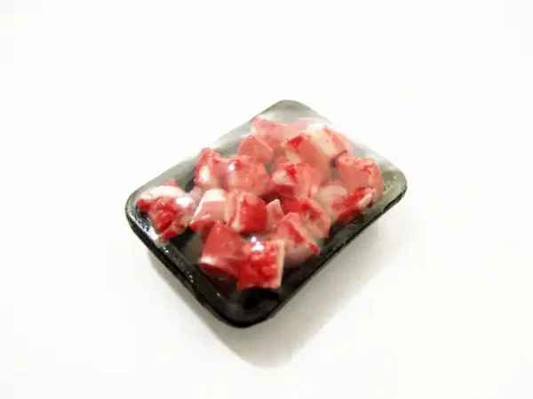 Dollhouse Miniature Food Raw Steak Beef Meat Cubes Cuts Supermarket Pack 16725 - Image 2