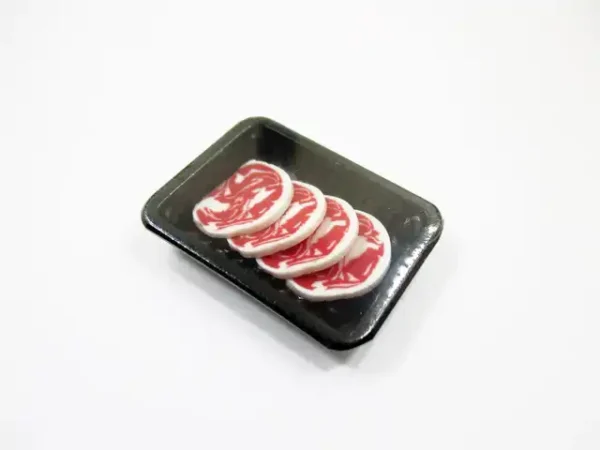 Dollhouse Miniature Food Slice Raw Steak Beef Meat Supermarket Food Pack 16727 - Image 2