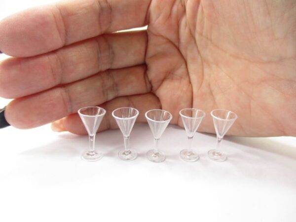 Acrylic Wine Cocktail Glass Dollhouse Miniatures Bar Beverage Supply