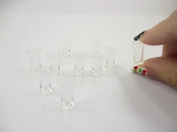Acrylic Cocktail Glass Dollhouse Miniature Accessories Beverage Supply - Image 5
