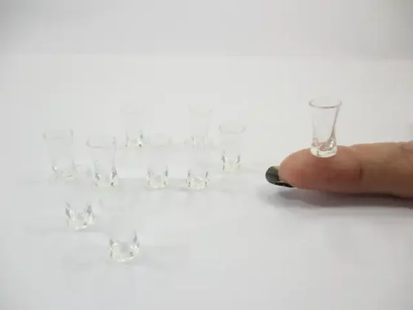 Acrylic Cocktail Glass Dollhouse Miniature Accessories Beverage Supply - Image 6