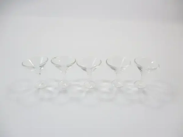 Set Acrylic Wine Cocktail Glass Dollhouse Miniature Beverage Bar Supply - Image 2