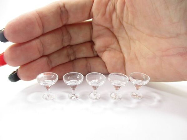 Acrylic Cocktail Glass Dollhouse Miniatures Accessories Beverage Supply