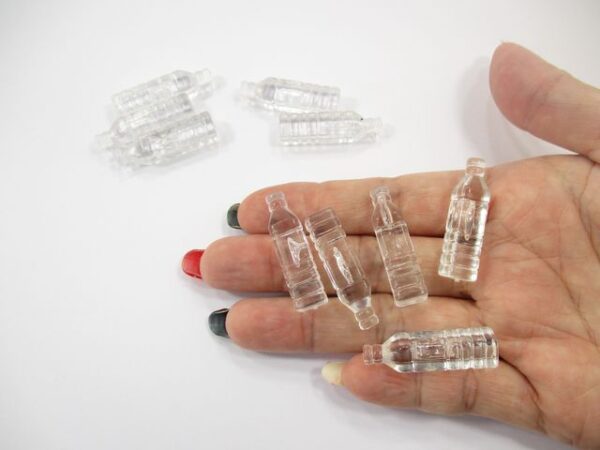 Set 10 Water Square Bottle Dollhouse Miniature Beverage Accessories Supply 13093