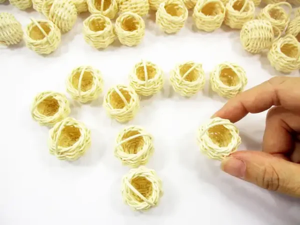 Small Round Handmade Wicker Baskets Dollhouse Miniatures Supply Charms - Image 5