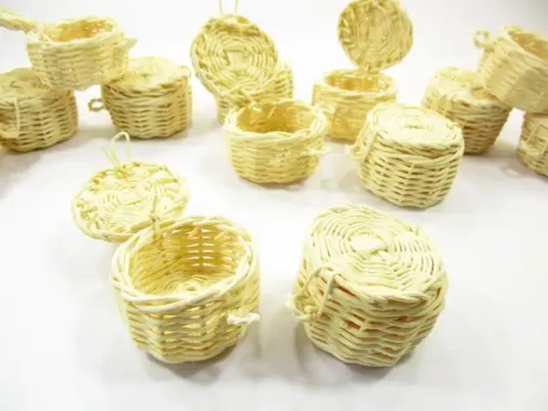Picnic Wicker Round Baskets Dollhouse Miniatures Handmade Supply Charms - Image 2
