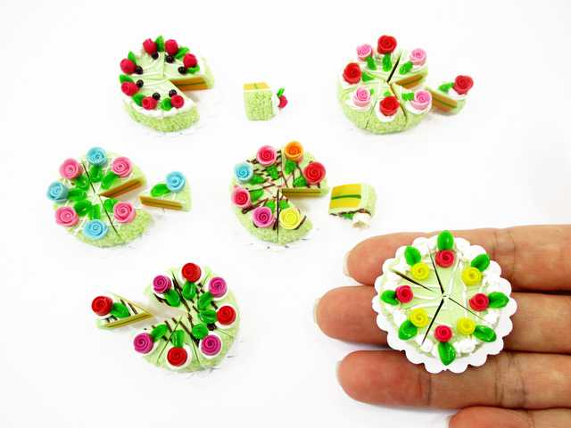 collector slice cake with rose decorations, clay miniature slice cake for jewelry supply and jewelry